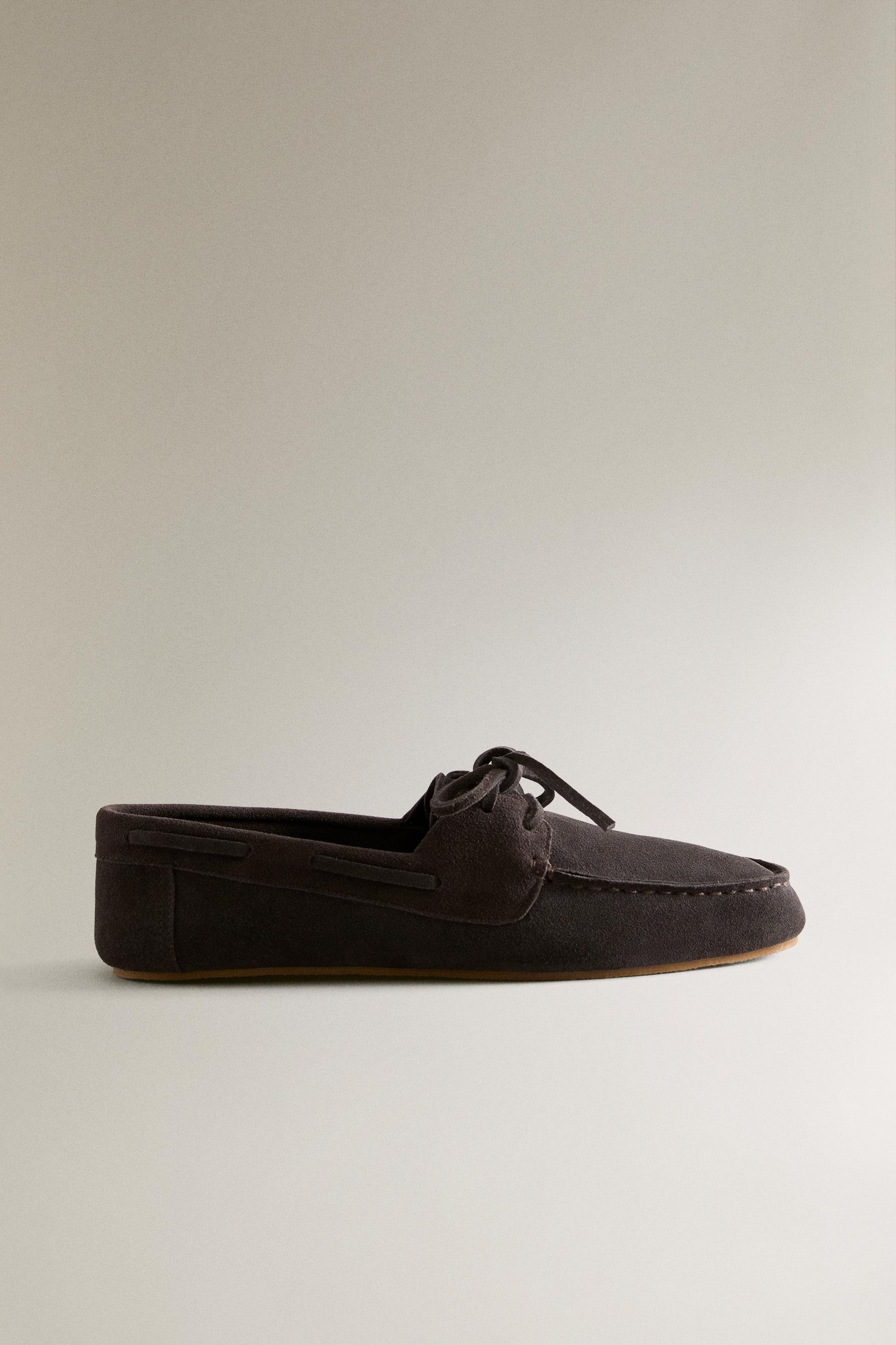 LEATHER LOAFERS
